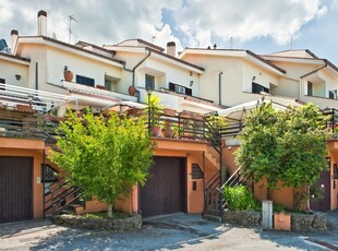 Villa a schiera in vendita a Rocca Di Papa