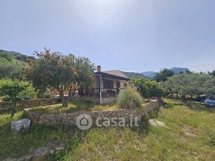 Villa in Vendita in Contrada Bosco a Collesano