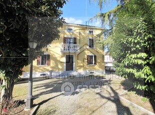 Villa in Vendita in Via Calestano 126 a Felino