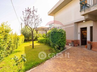 Villa in Vendita in Via Leonardo Da Vinci 9 -3 a San Gregorio di Catania