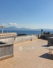 Villa in Vendita in Via Marechiaro 28 a Napoli