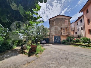 villa indipendente in vendita a Montieri