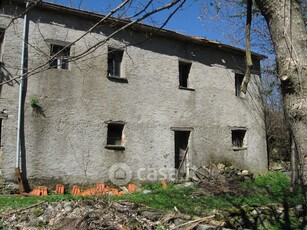 Villetta a schiera in Vendita in a Borgo Val di Taro