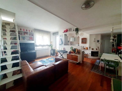 Appartamento in vendita a Milano, WASHINGTON, 105 - Milano, MI