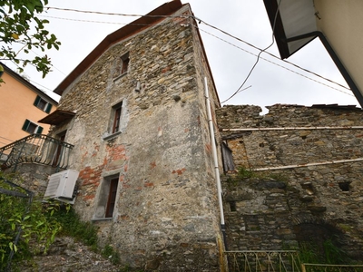 Casa di città Luni, La Spezia