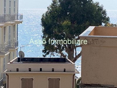 Splendido Trilocale nel Cuore di Alassio