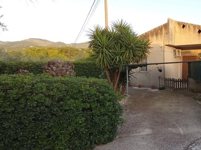 villa indipendente in affitto a Chiaramonte Gulfi