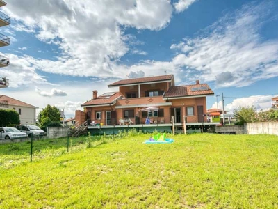 Villa Singola in Vendita ad San Mauro Torinese - 589000 Euro