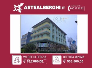 Albergo-Hotel in Vendita ad Bellaria-igea Marina - 553500 Euro
