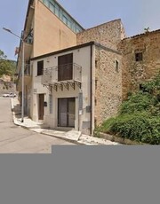 Appartamenti Ventimiglia di Sicilia via beatrice del carretto 122 cucina: Abitabile,