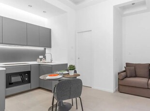 Appartamento con 1 camera da letto in affitto a Rovereto, Milano