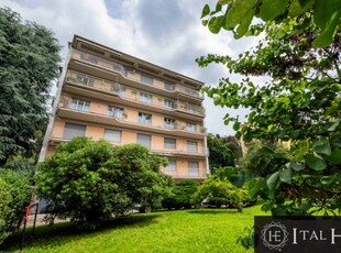 Appartamento di lusso di 280 m² in vendita Via Antonio Rosmini 3, Bergamo, Lombardia