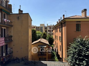 Appartamento in Vendita in Via Livio Zambeccari a Bologna
