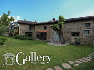 Borgo Medioevale di Giassico - Villa antica - Giardino