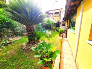 Casa indipendente con giardino, Massa bergiola