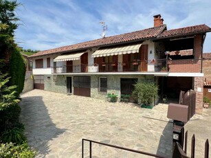 Casa Indipendente in Vendita ad la Morra - 280000 Euro