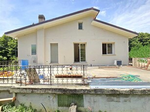 Casa Semi indipendente in Vendita ad Camaiore - 279000 Euro