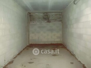 Garage/Posto auto in Vendita in Via Privata Colico 12 a Milano