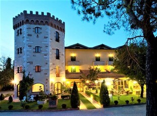 Hotel / struttura ricettiva in vendita a Sarteano (Siena)