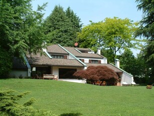 Prestigiosa villa di 750 mq in vendita, Via del Ronco, Carimate, Lombardia