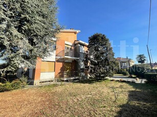 Quadrilocale con giardino a Bruino