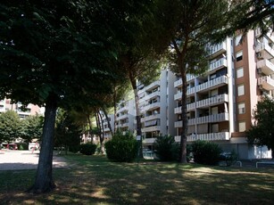 Quadrilocale in vendita a Roma, Colli Dell'Aniene