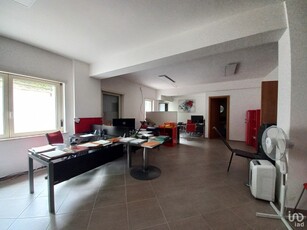 Uffici di 339 m² in L'Aquila