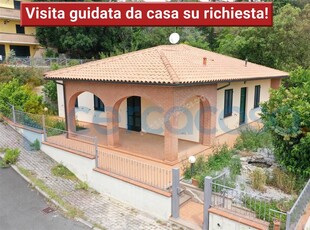 Villa in ottime condizioni, in vendita in Località Prata 15q, Suvereto