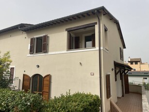 Villa in vendita a Foligno