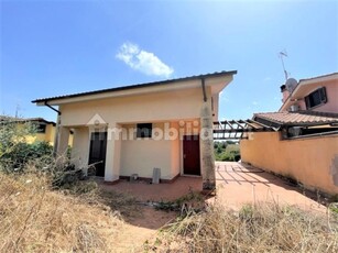 Villa nuova a Bracciano - Villa ristrutturata Bracciano