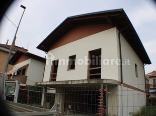 Villa nuova a Novara - Villa ristrutturata Novara