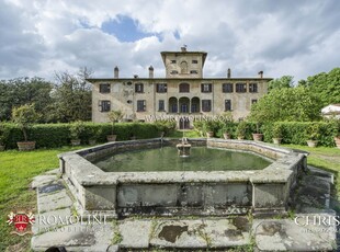 VILLA SIGNORILE IN VENDITA A PISTOIA, TOSCANA