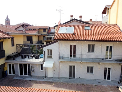 Vendita Casa indipendente via Vittorio Emanuele, Ciriè