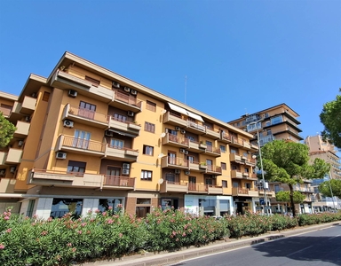 Appartamento in vendita a Catania Viale Africa