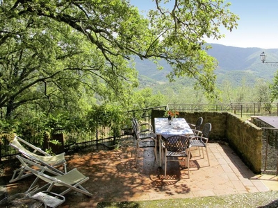 Casa con giardino, piscina e barbecue + vista panoramica