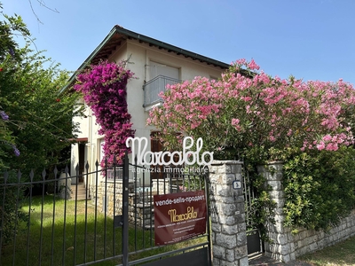 Villa in vendita a Forte dei Marmi