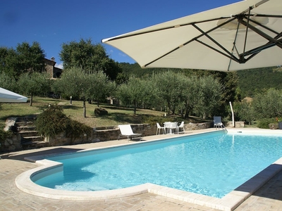 Villa moderna a Umbertide con piscina privata