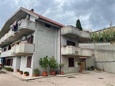 Villa bifamiliare in vendita a Chieti Periferia