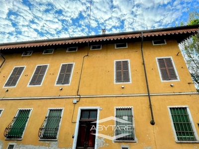 Casa d'epoca da ristrutturare in vendita Carignano