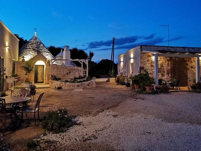 Exclusive Trullo Madia E Dimora Giorgio With Private Jacuzzi