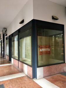 negozio in affitto a Castelfranco Veneto