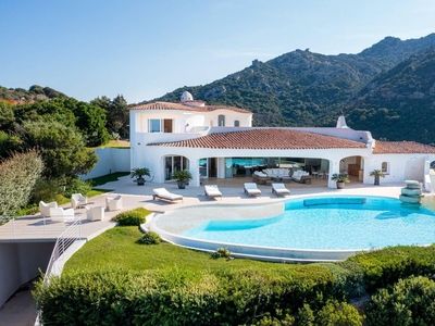 Prestigiosa villa di 800 mq in vendita Costa Smeralda, Porto Cervo, Arzachena, Sassari, Sardegna