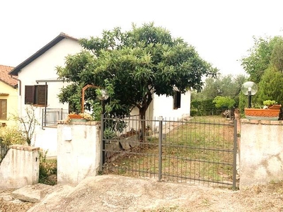 Villa ristrutturata in zona Roccalvecce a Viterbo