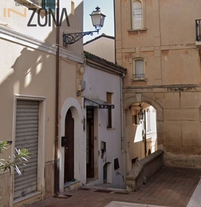 Bilocale in Largo Trento, Città Sant'Angelo, 1 bagno, 84 m² in vendita