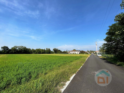 terreno residenziale in vendita a Gradisca d'Isonzo