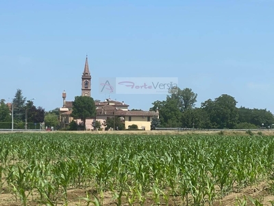 Villa in vendita Piacenza