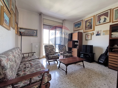 Appartamento di 3 vani /111 mq a Bari - San Pasquale alta (zona S. Pasquale)