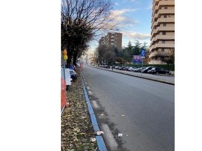 Quadrilocale in affitto a Milano, Zona Lodi