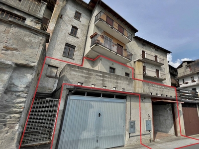 Appartamento in vendita a Buglio In Monte Sondrio