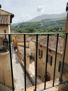 Appartamento in vendita a Cetona Siena